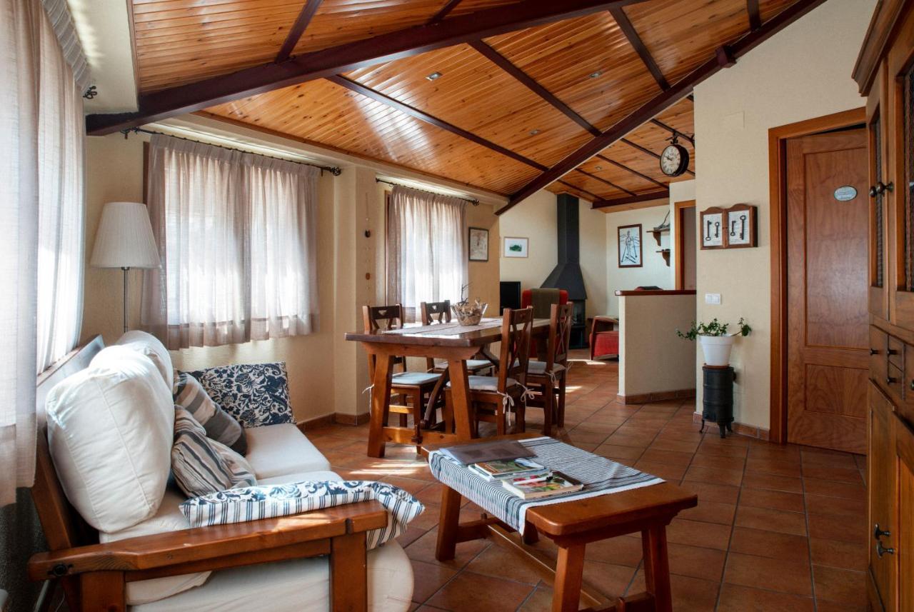 Apartament Cadi- Moixero バガ 部屋 写真